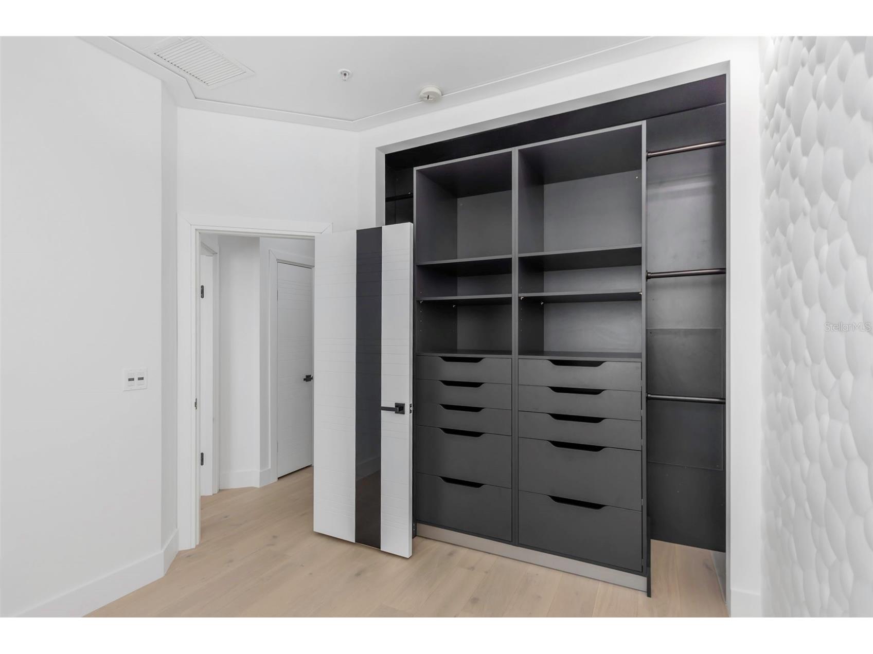 7130 102nd Lane Seminole FL 33772 TB8383924 image20