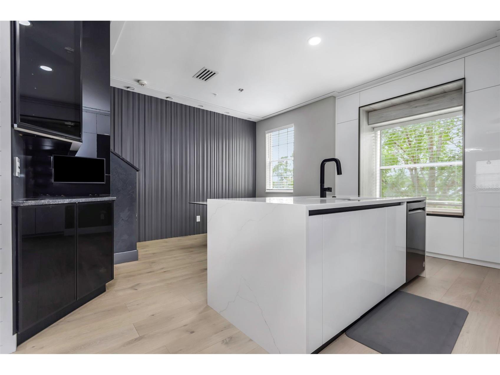 7130 102nd Lane Seminole FL 33772 TB8383924 image8