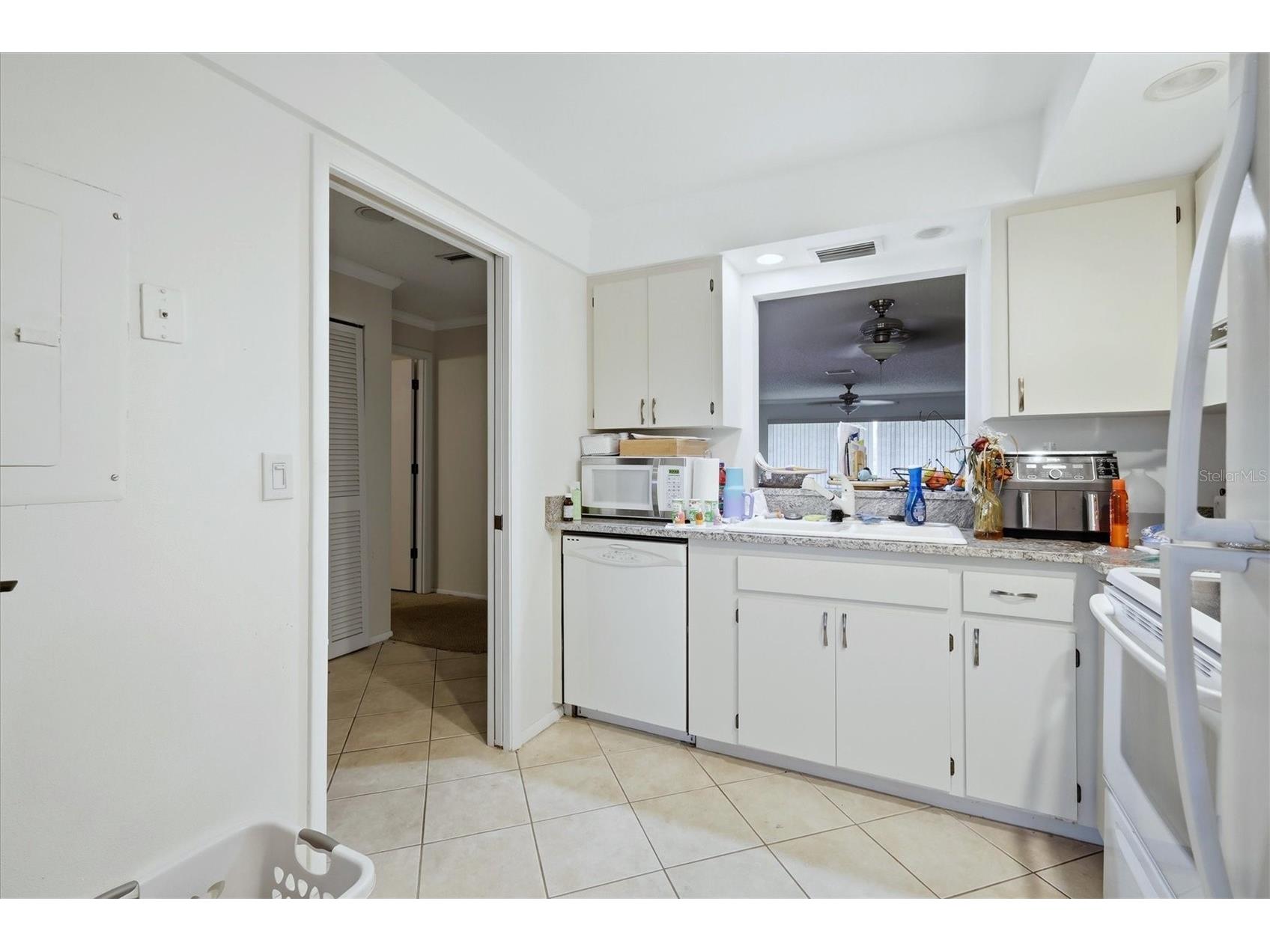 7130 Fairway Bend Lane #291 Sarasota FL 34243 A4689051 image19