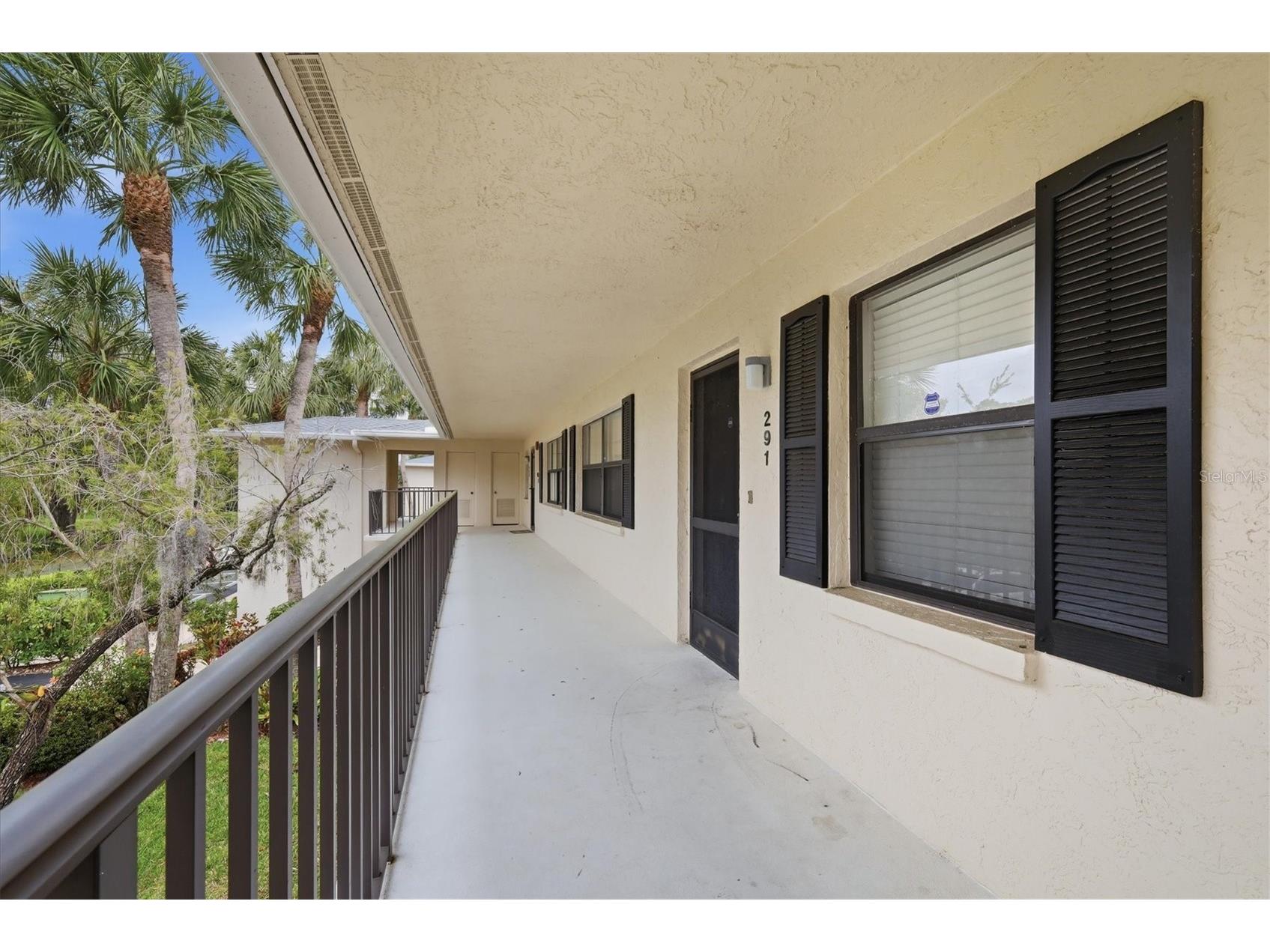 7130 Fairway Bend Lane #291 Sarasota FL 34243 A4689051 image6