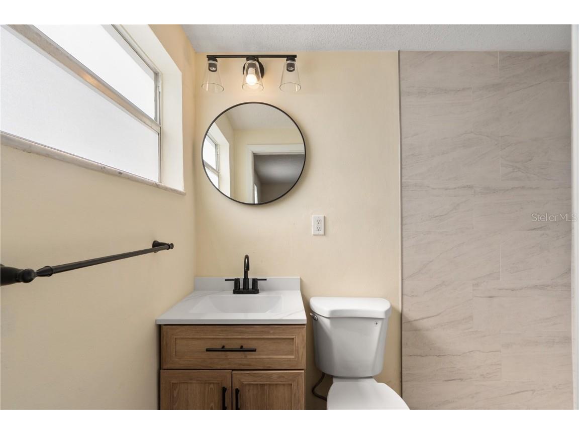 7130 Fox Hollow Drive Port Richey FL 34668 W7880976 image16