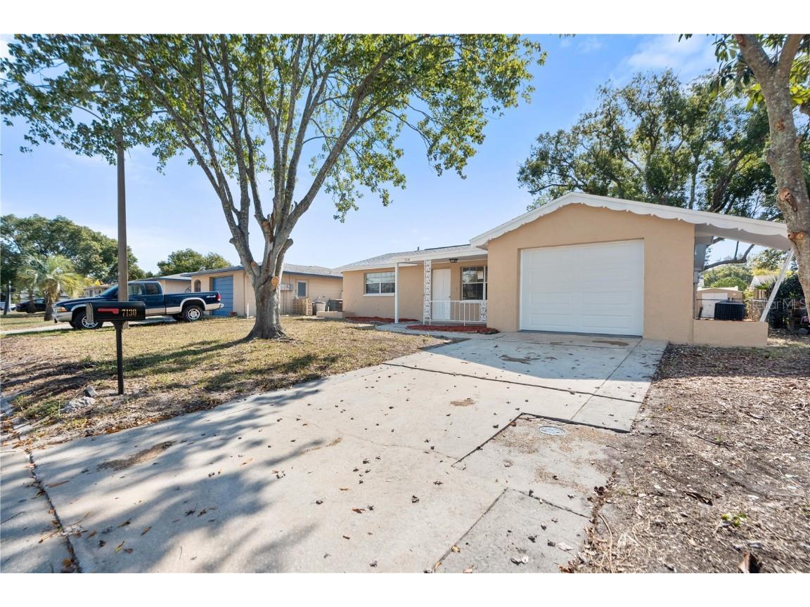 7130 Fox Hollow Drive Port Richey FL 34668 W7880976 image2