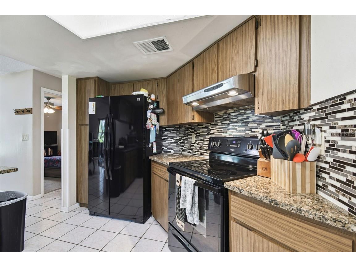 7130 Lexington Circle Brooksville FL 34602 TB8432941 image14