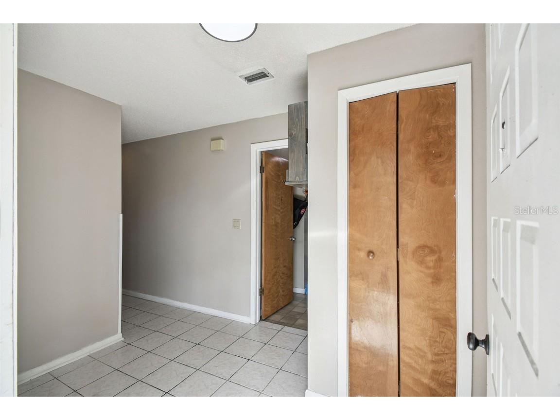 7130 Lexington Circle Brooksville FL 34602 TB8432941 image3