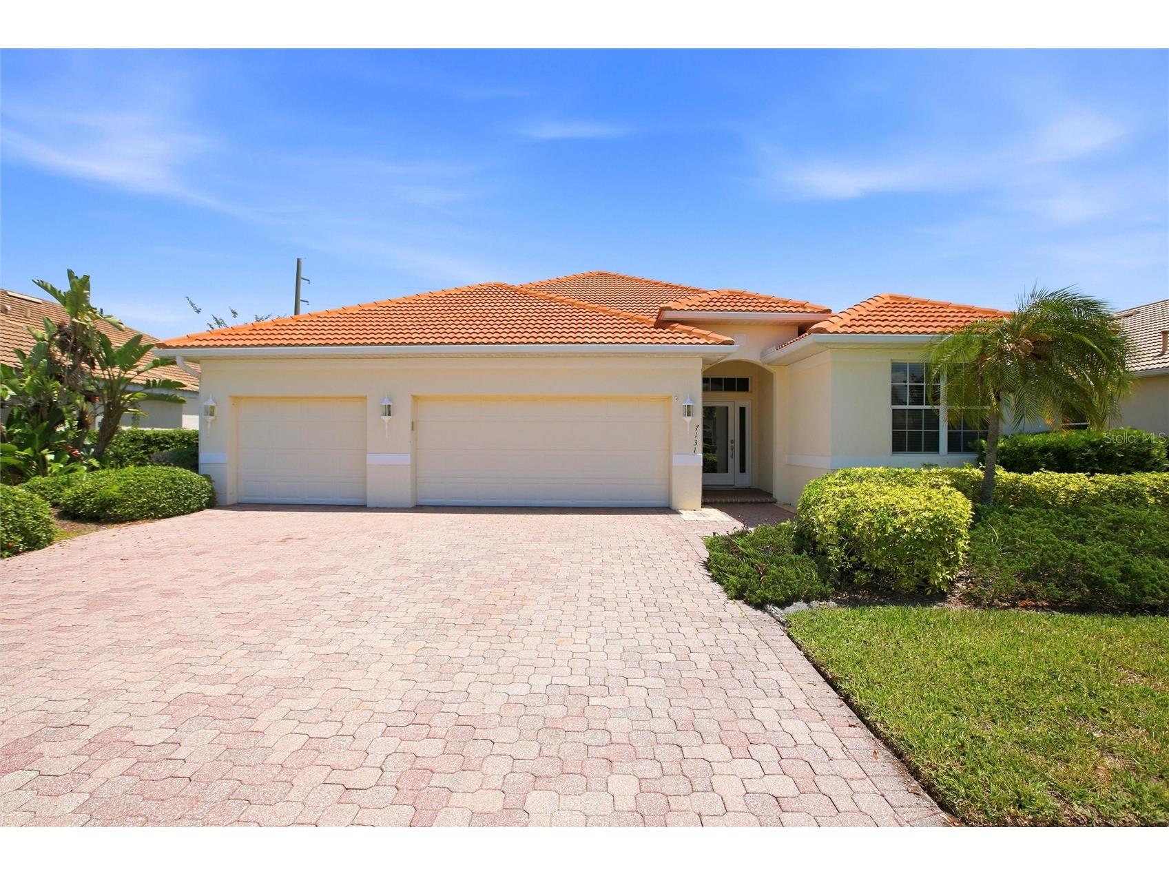 7131 67th Ter E Bradenton FL 34203 A4693272 image1