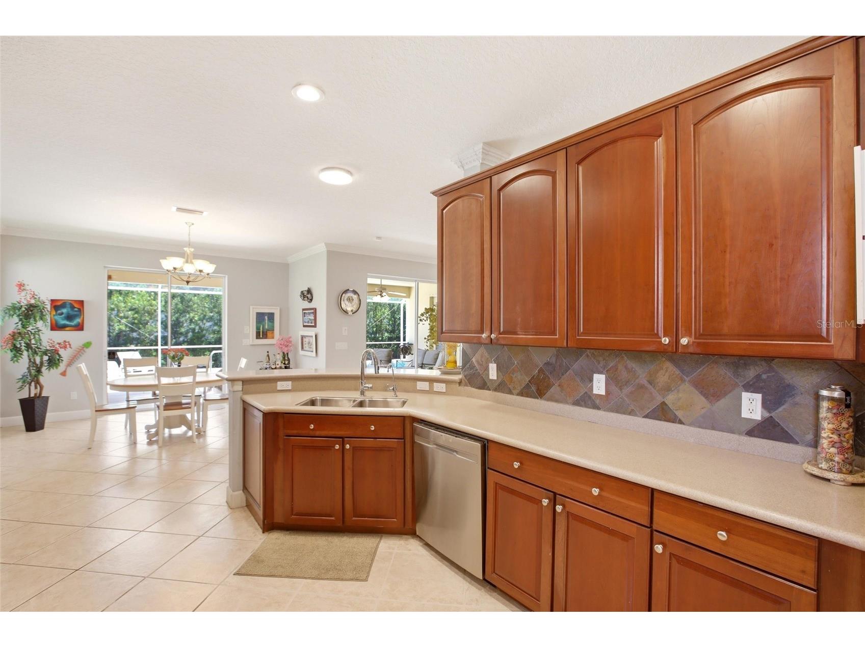 7131 67th Ter E Bradenton FL 34203 A4693272 image11
