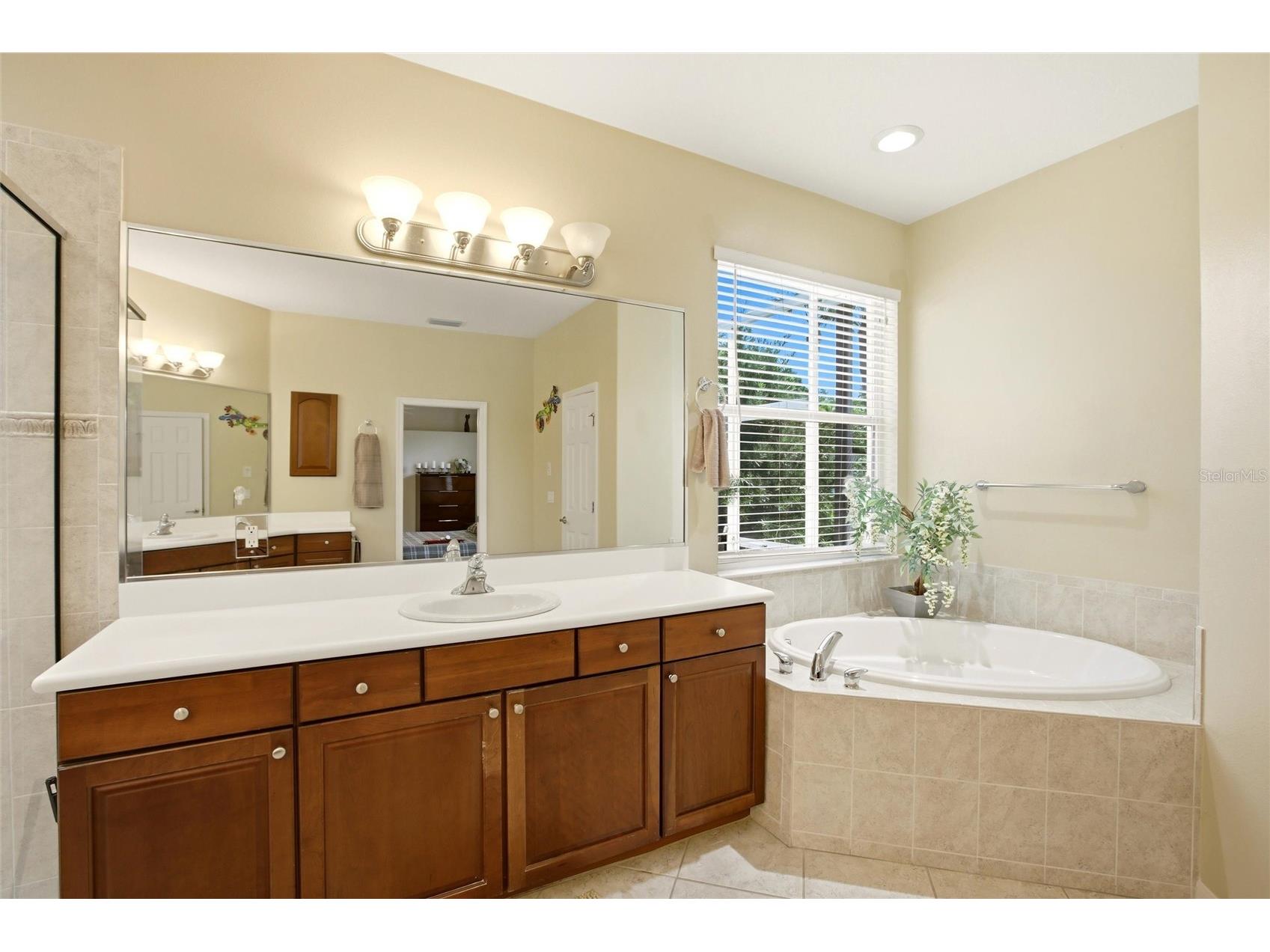 7131 67th Ter E Bradenton FL 34203 A4693272 image25