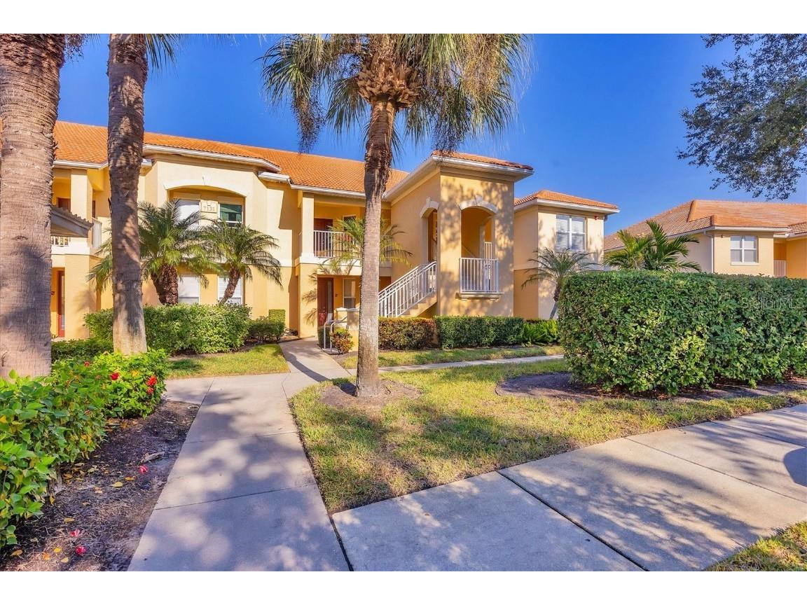 7131 Boca Grove Place #203 Lakewood Ranch FL 34202 A4673623 image1