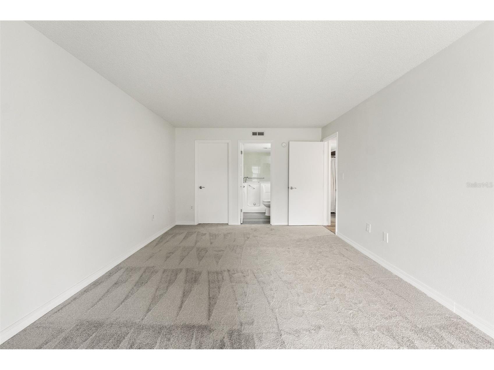 7131 Dell Road #2 New Port Richey FL 34653 W7884690 image16