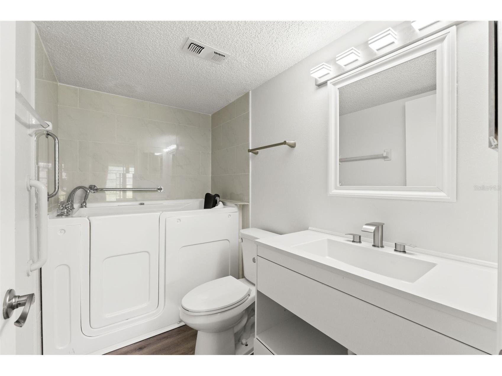 7131 Dell Road #2 New Port Richey FL 34653 W7884690 image19