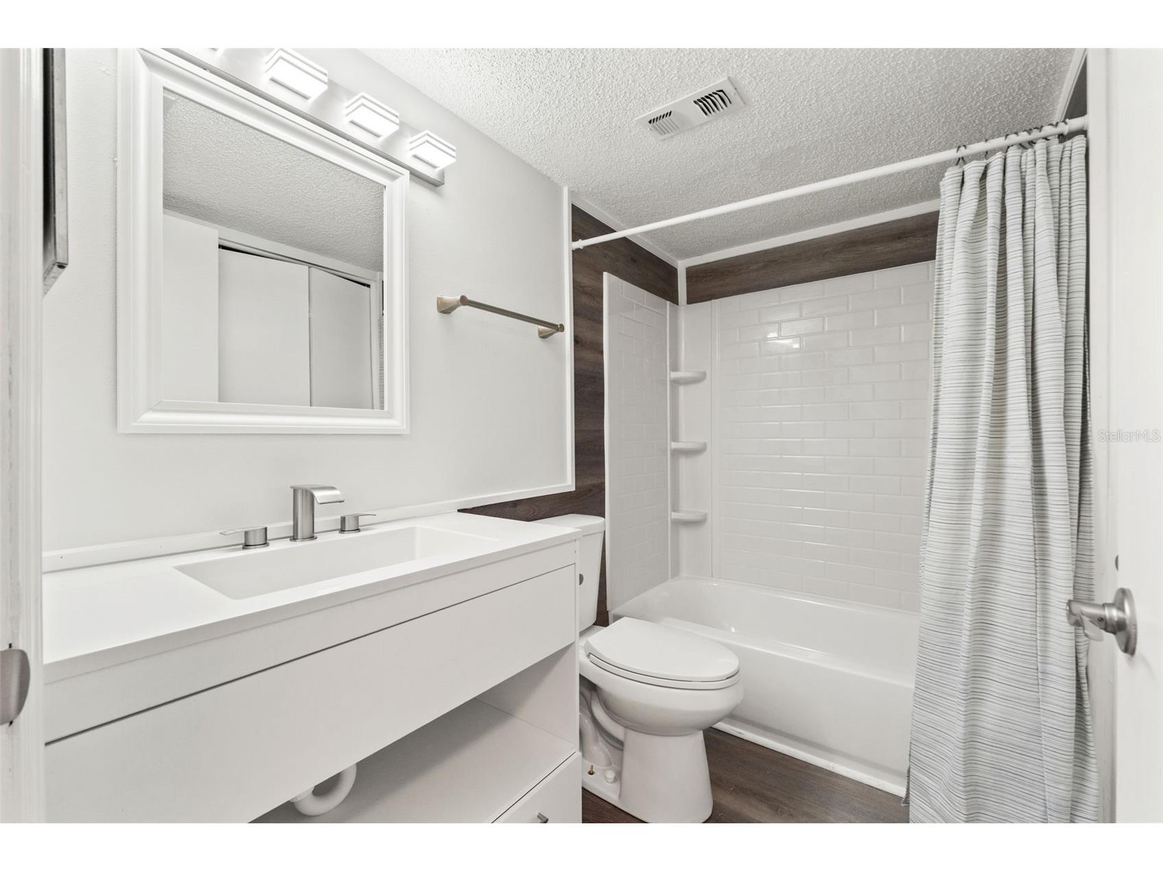 7131 Dell Road #2 New Port Richey FL 34653 W7884690 image26