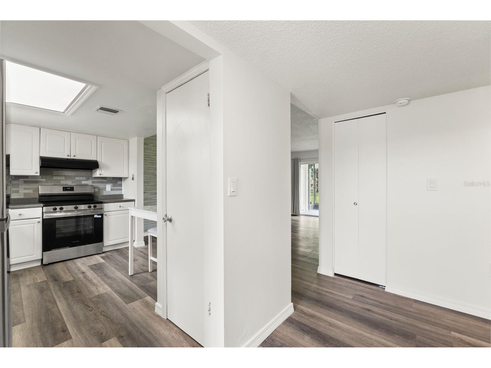 7131 Dell Road #2 New Port Richey FL 34653 W7884690 image5