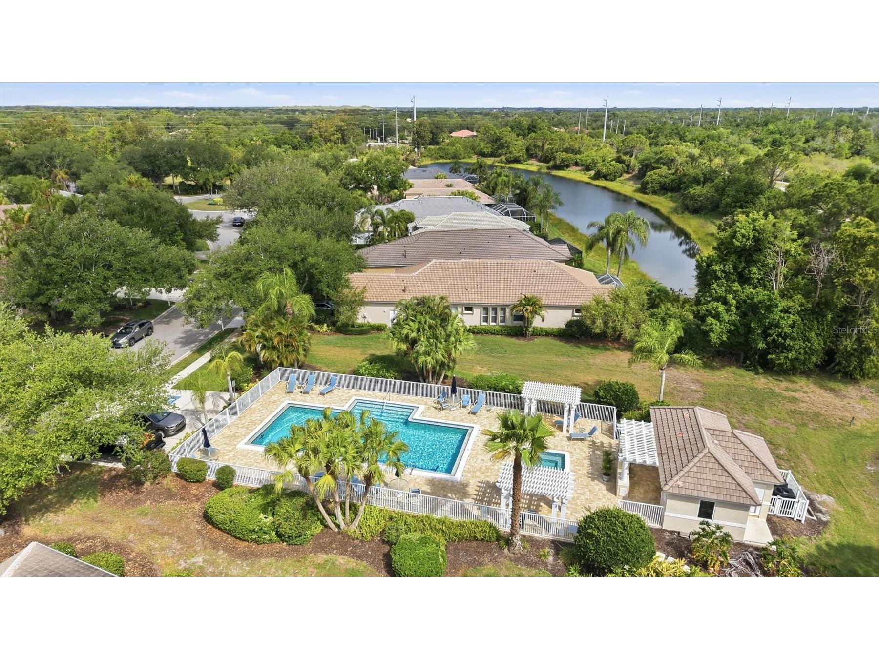 7131 Kensington Court University Park FL 34201 A4693009 image37