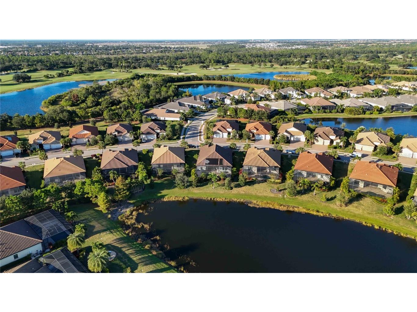 7131 Whittlebury Trail Bradenton FL 34202 A4669647 image59