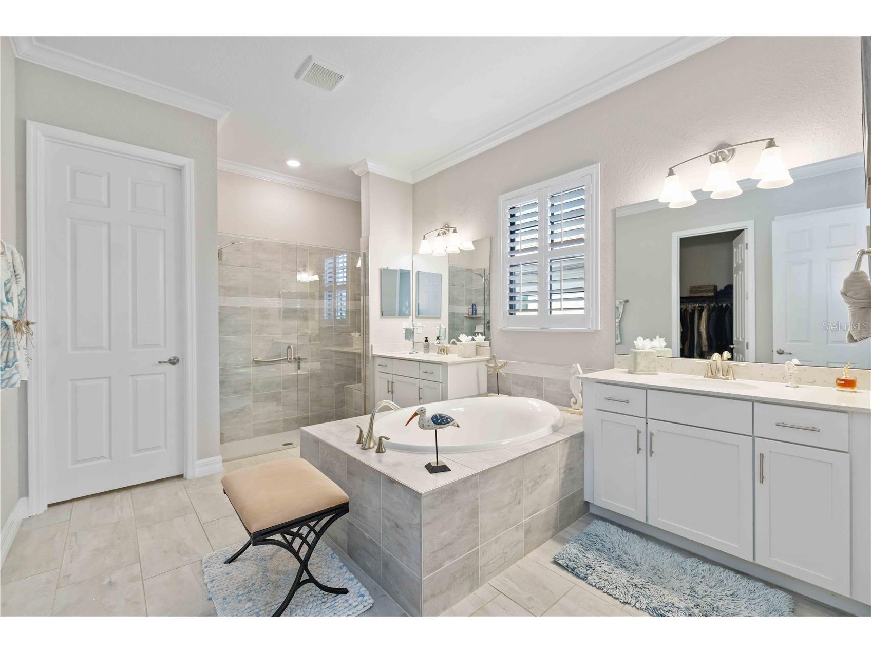 7131 Whittlebury Trail Bradenton FL 34202 A4696191 image35