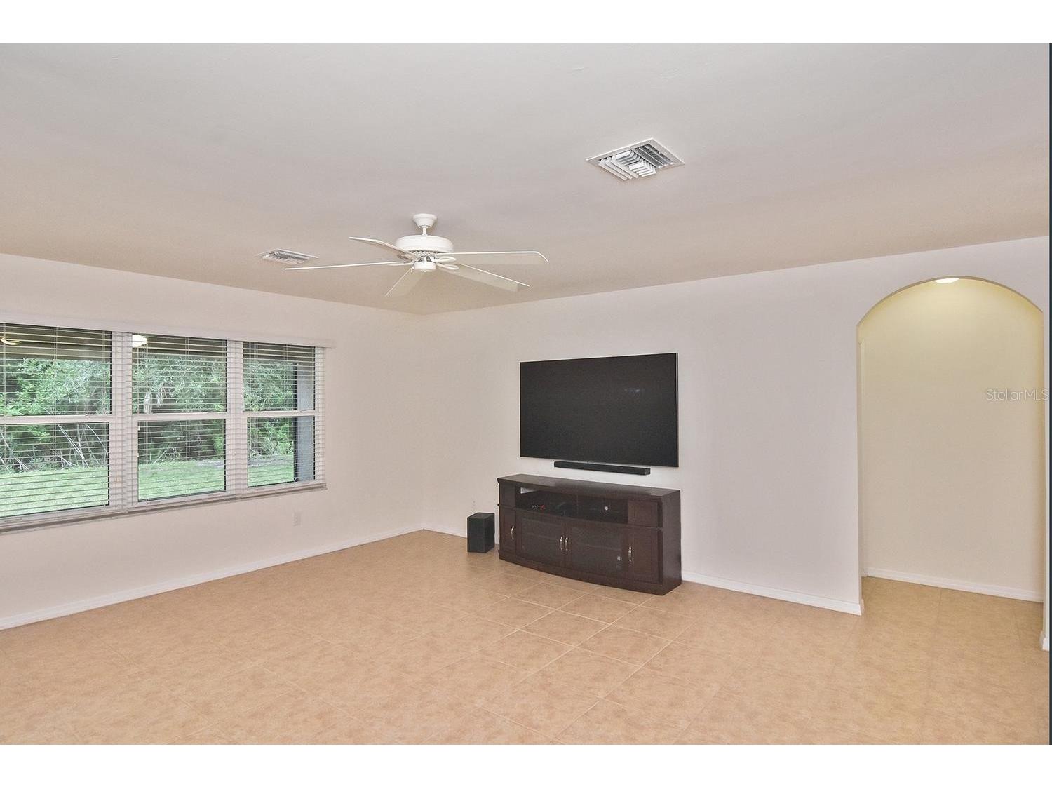 7132 Mikasa Drive Punta Gorda FL 33950 C7525319 image6