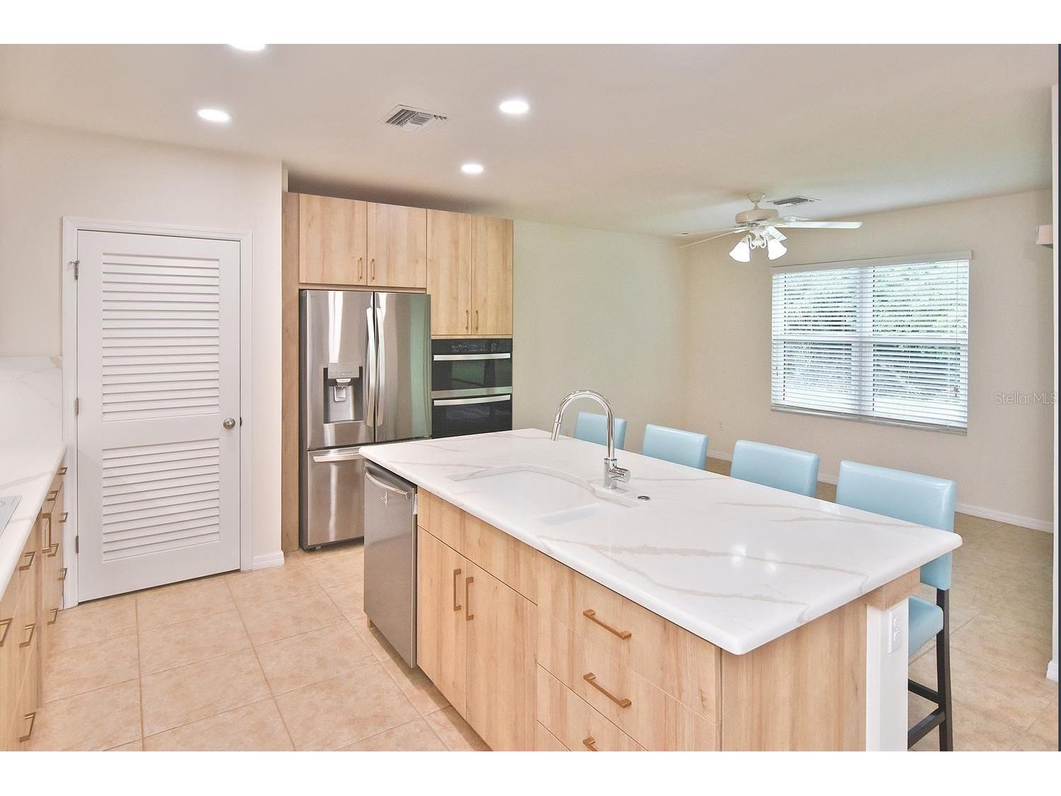 7132 Mikasa Drive Punta Gorda FL 33950 C7525319 image9