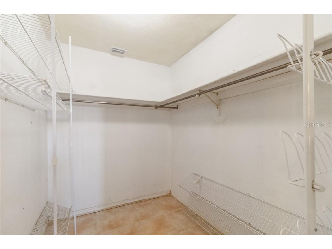 7132 Wrenwood Circle Tampa FL 33617 TB8431635 image23