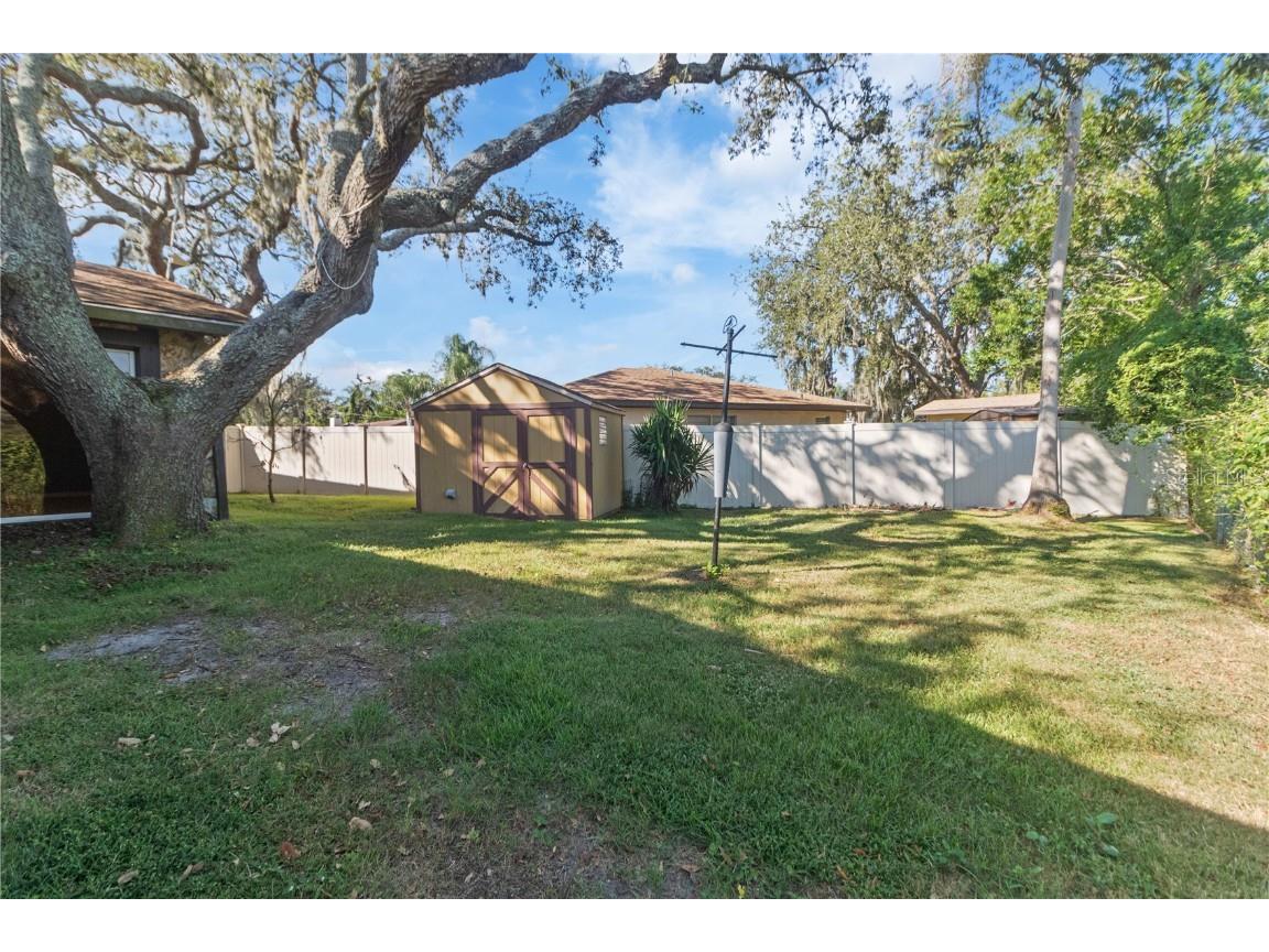 7132 Wrenwood Circle Tampa FL 33617 TB8431635 image34