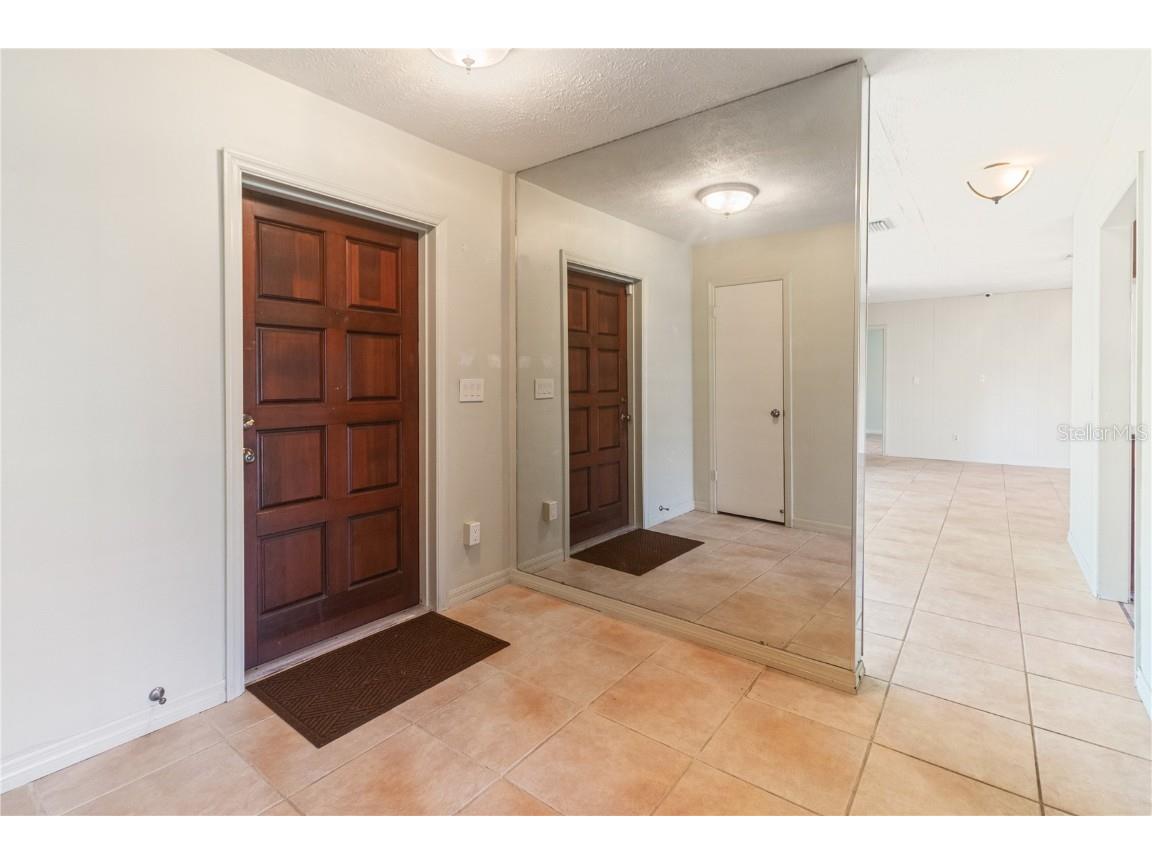 7132 Wrenwood Circle Tampa FL 33617 TB8431635 image7