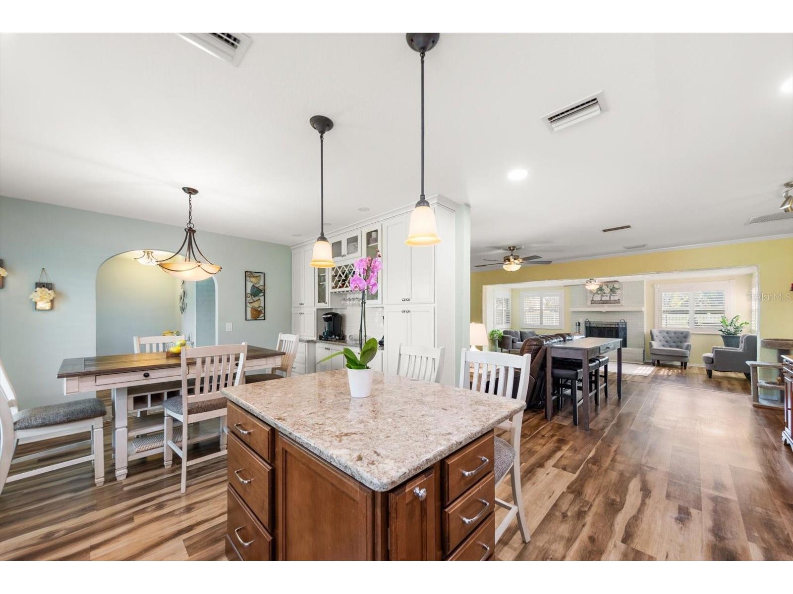 7133 Augusta Boulevard Seminole FL 33777 TB8469422 image15