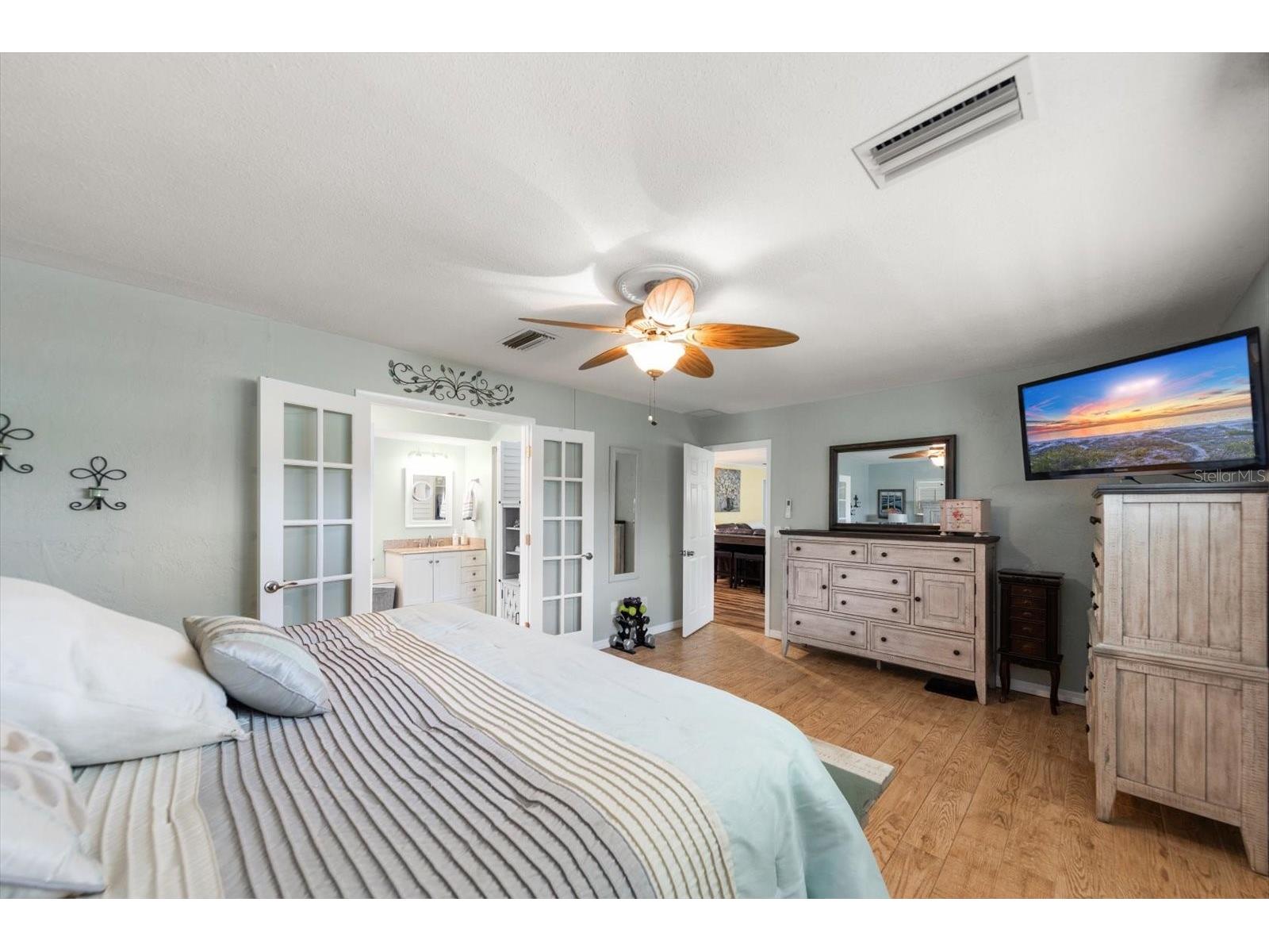 7133 Augusta Boulevard Seminole FL 33777 TB8469422 image22