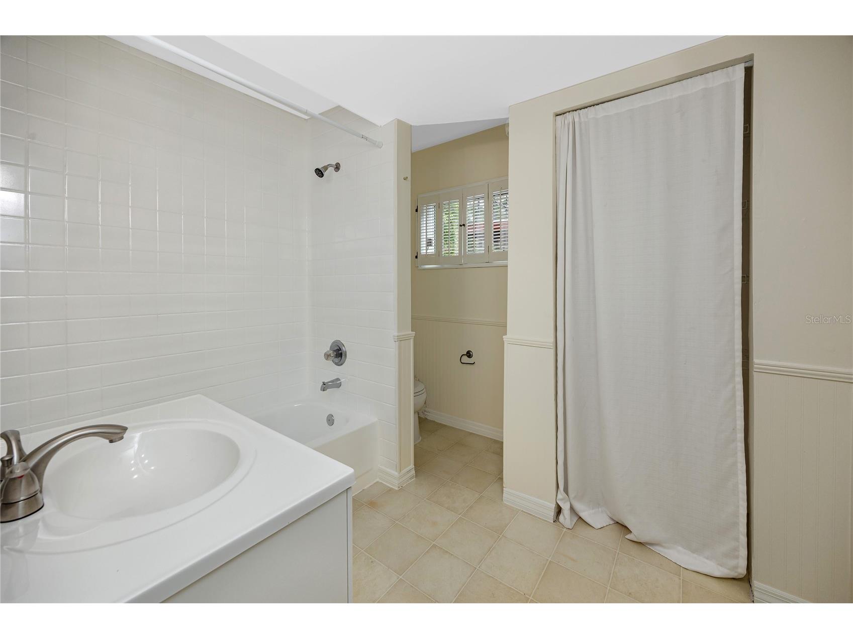 7134 Lauder Place Tampa FL 33617 TB8508164 image27