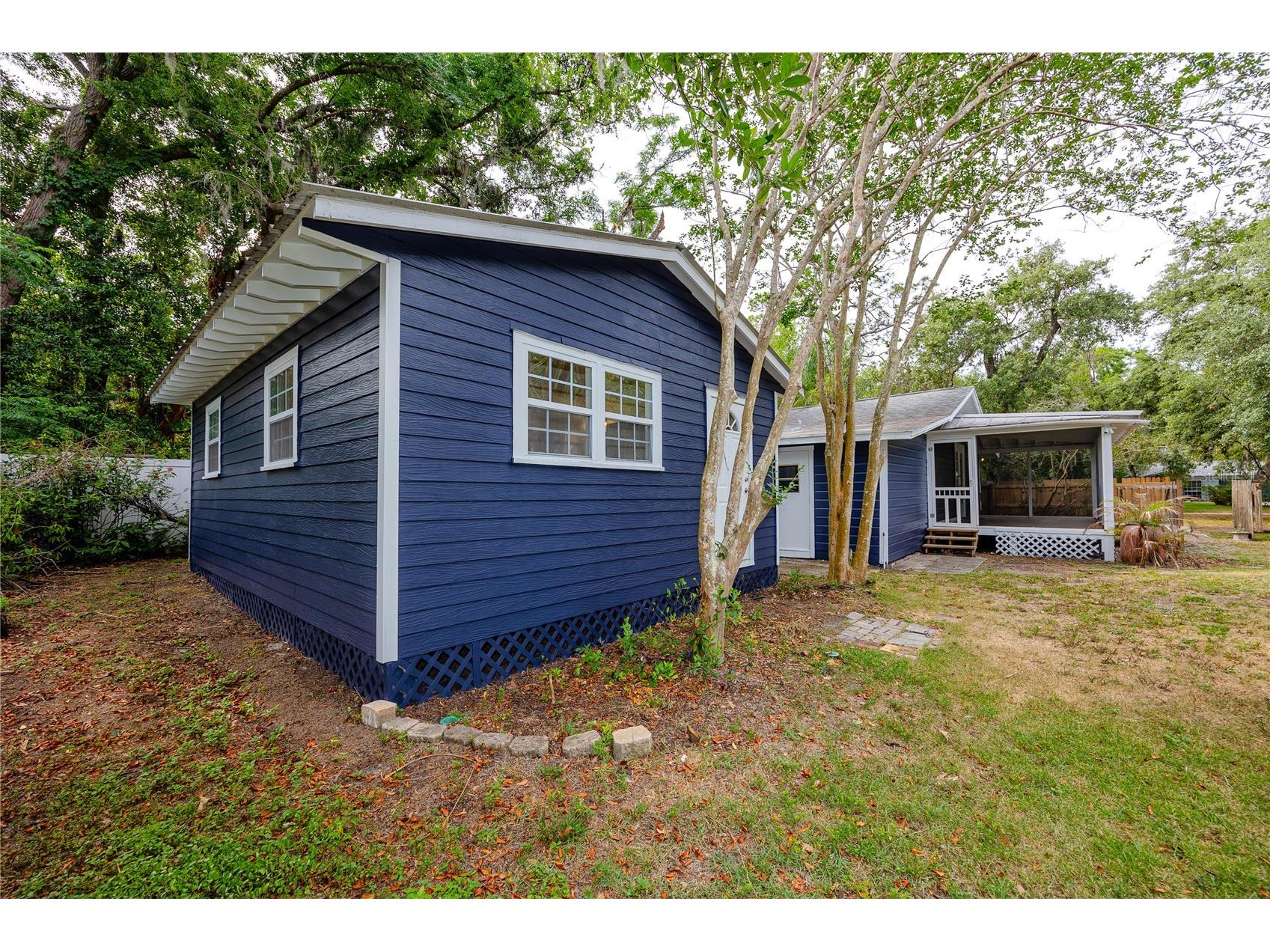7134 Lauder Place Tampa FL 33617 TB8508164 image36