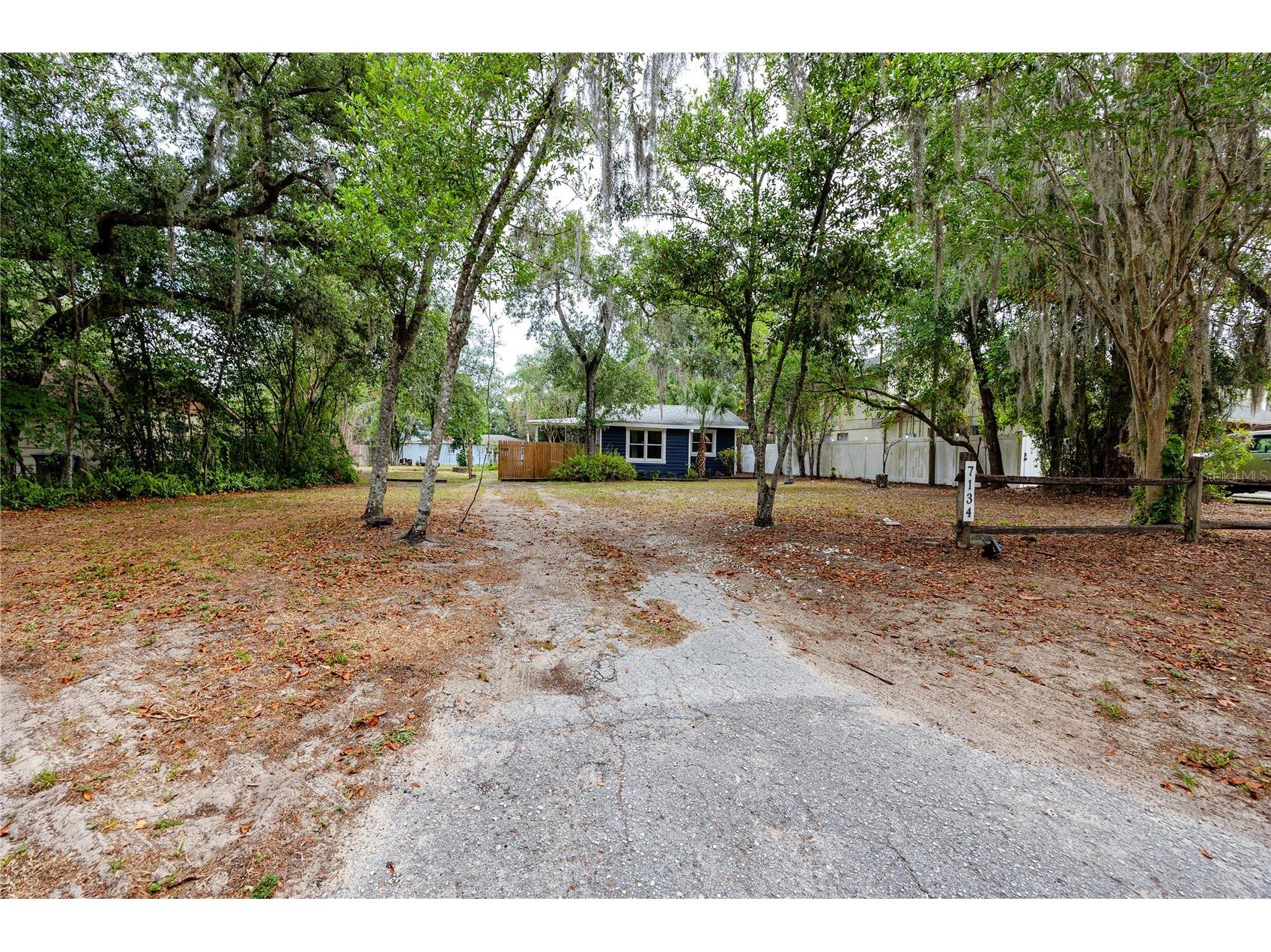 7134 Lauder Place Tampa FL 33617 TB8508164 image52