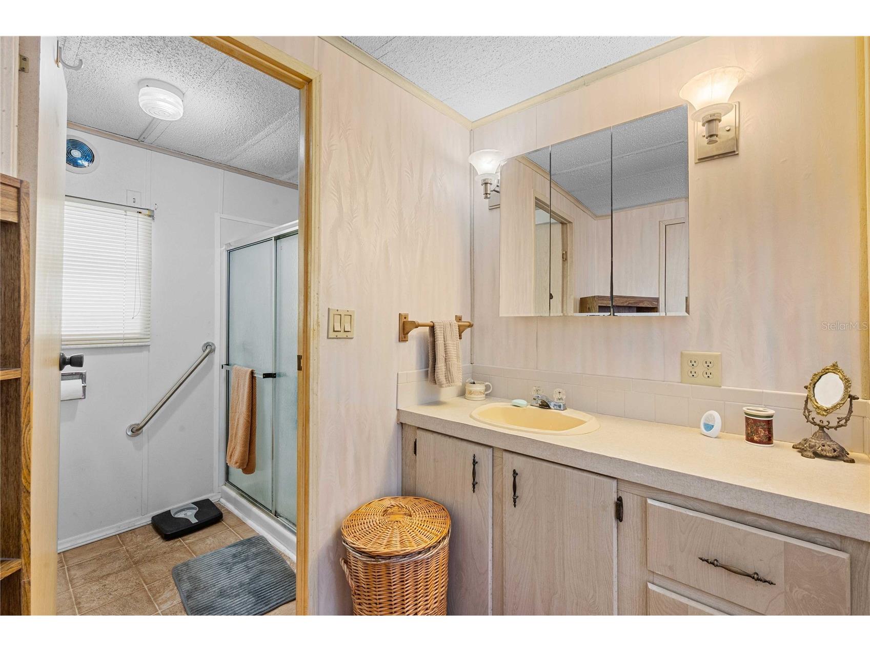 7135 El Dewitt Street Zephyrhills FL 33541 TB8493864 image18