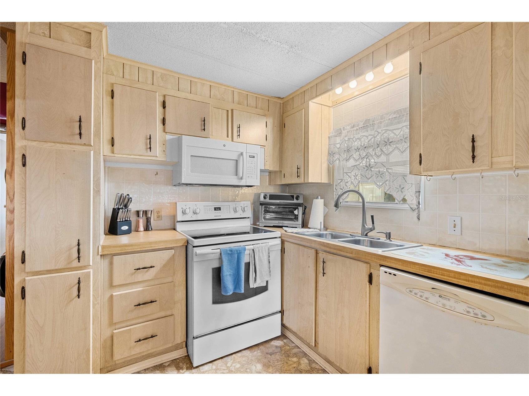 7135 El Dewitt Street Zephyrhills FL 33541 TB8493864 image9