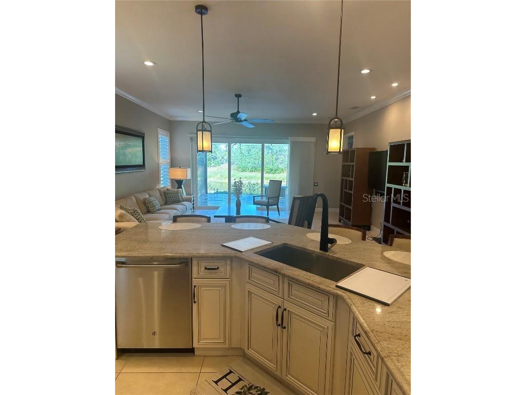 7135 Kensington Court University Park FL 34201 A4618292 image8