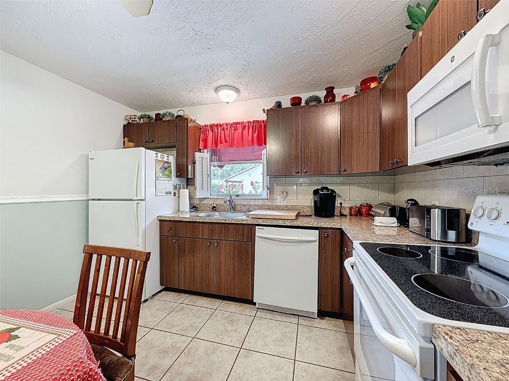 7135 Trenton Place New Port Richey FL 34653 W7876529 image13