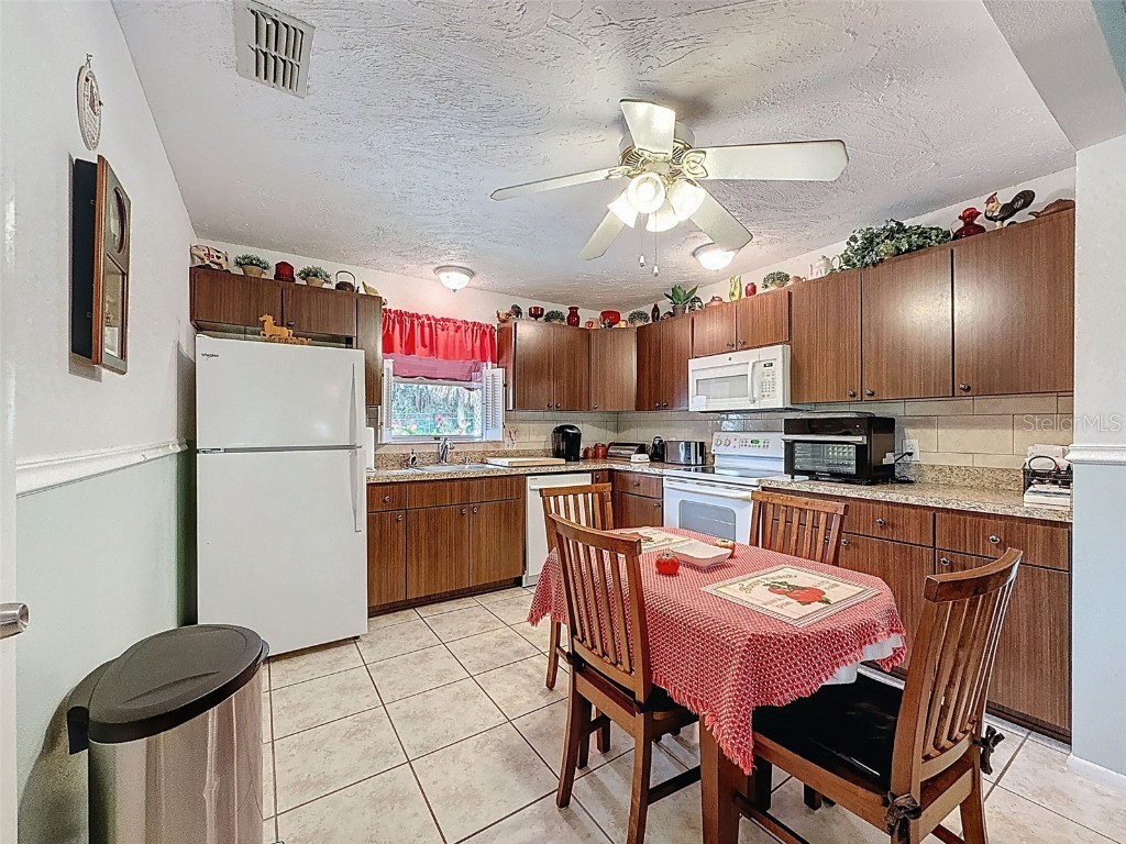 7135 Trenton Place New Port Richey FL 34653 W7876529 image3