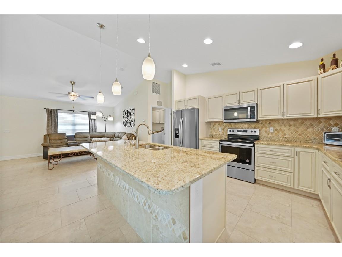 7135 Tropicaire Boulevard North Port FL 34291 C7509015 image6