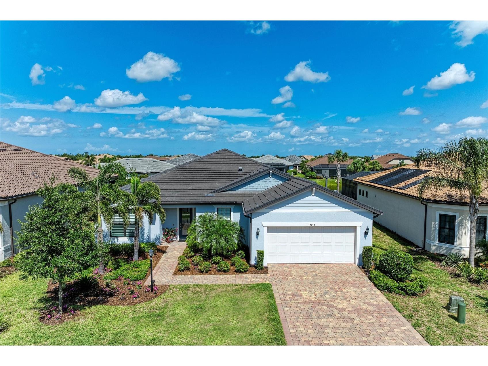 7136 Summerland Cove Bradenton FL 34202 A4684727 image1