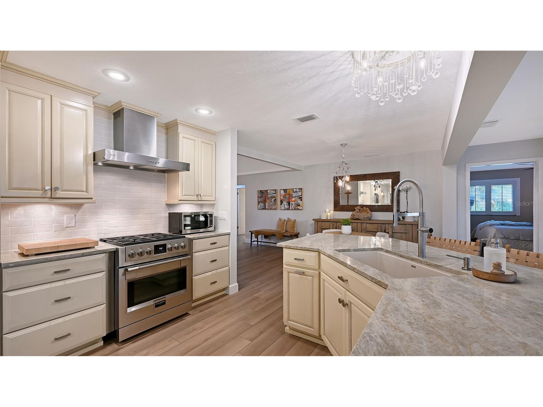 7137 Westmoreland Drive Sarasota FL 34243 - SARASOTA BAY A4690817 image33