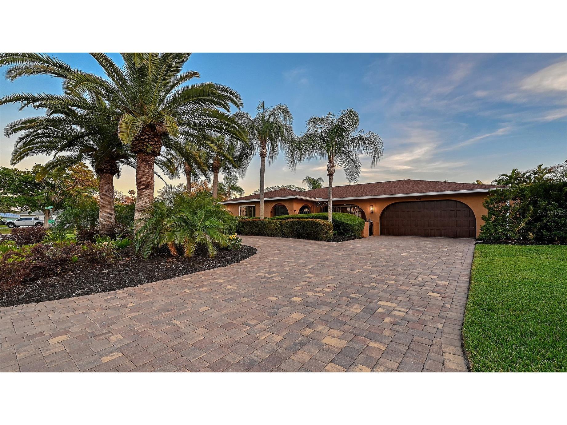 7137 Westmoreland Drive Sarasota FL 34243 - SARASOTA BAY A4690817 image9