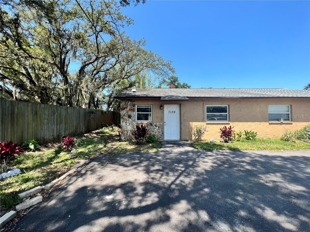 7139 Bellaire Terrace New Port Richey FL 34654 W7855531 image1