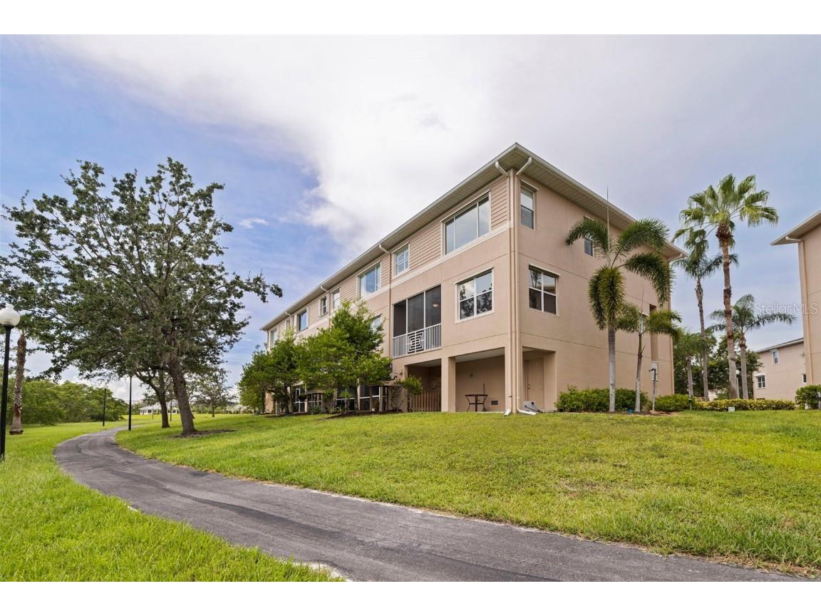 7139 Islamorada Circle Seminole FL 33777 TB8410830 image42