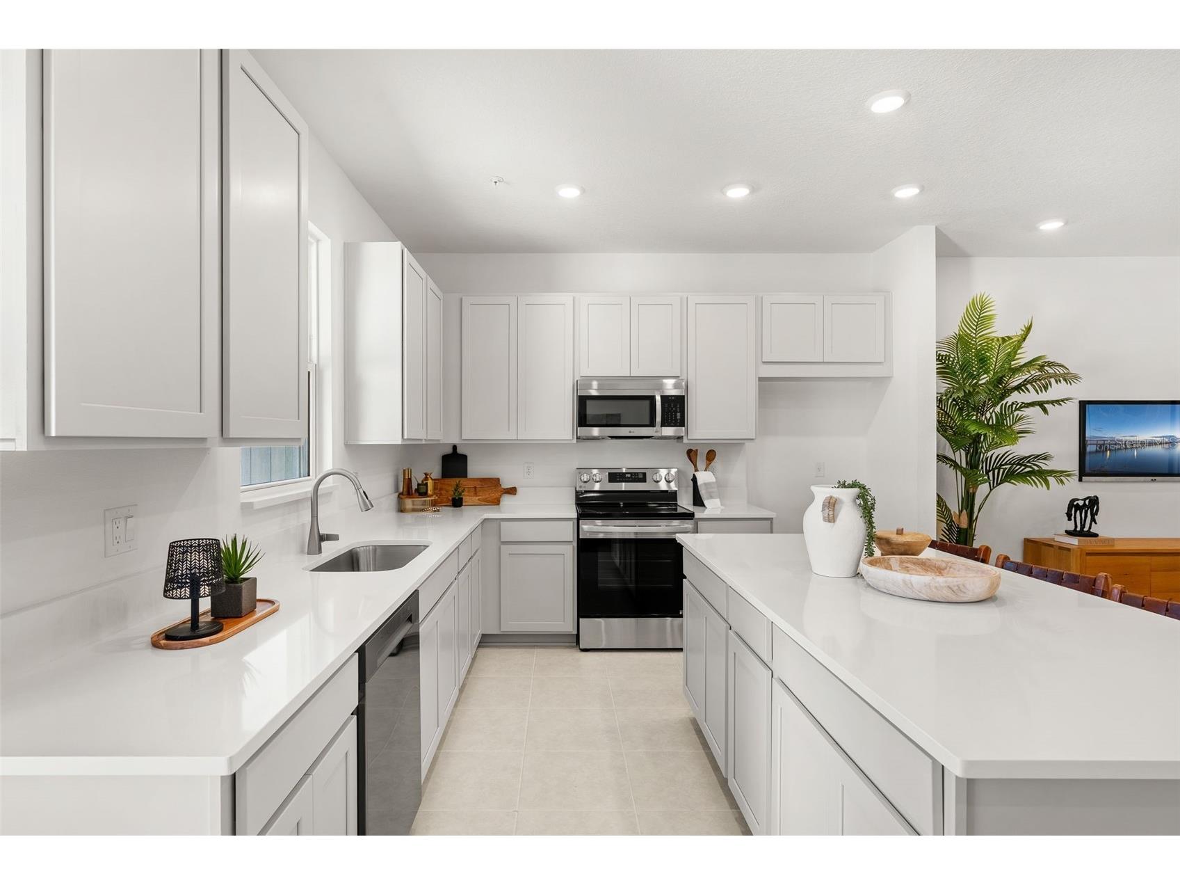 714 Blissful Gardens Way Apopka FL 32703 W7882473 image17