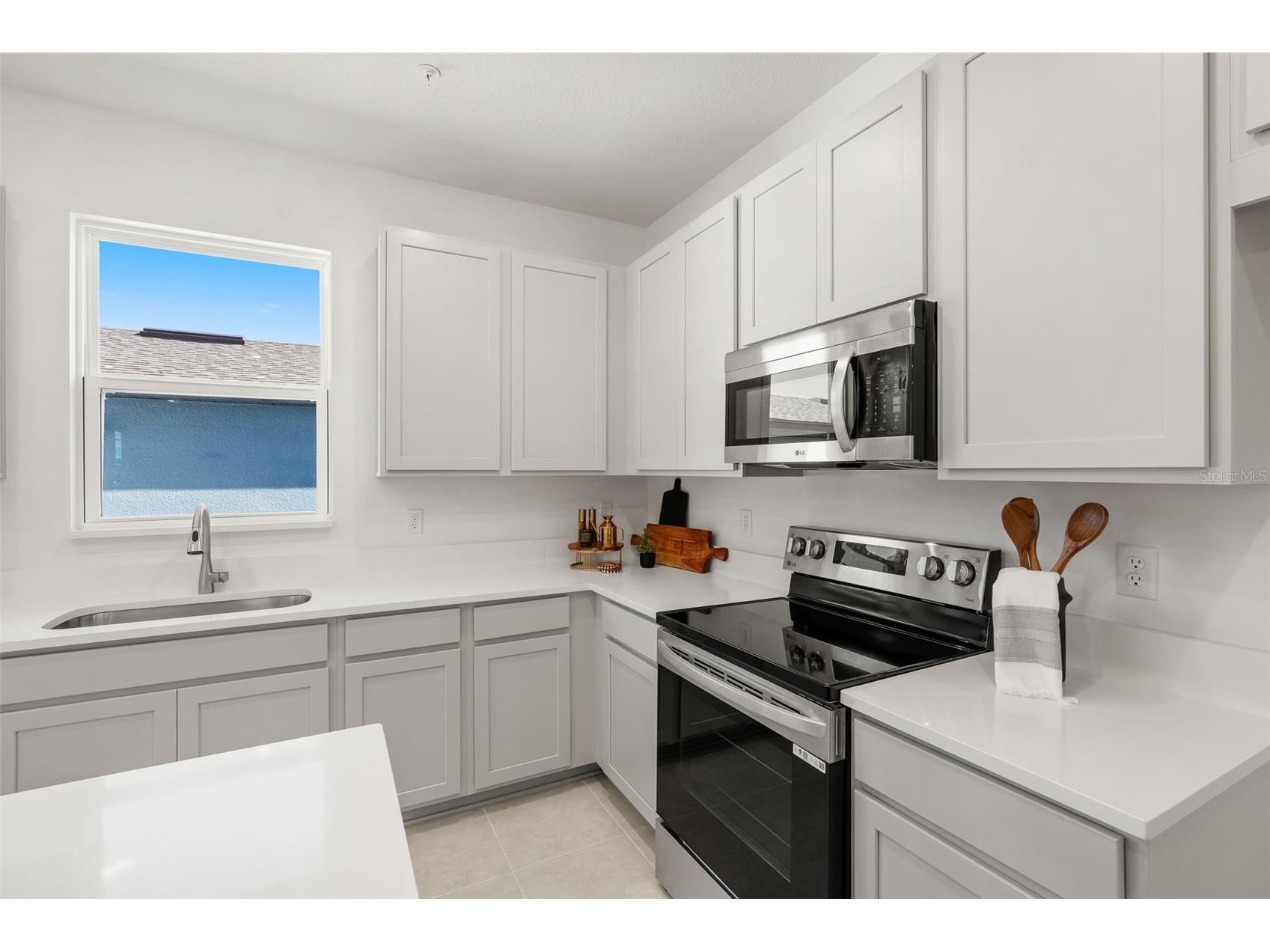 714 Blissful Gardens Way Apopka FL 32703 W7882473 image21