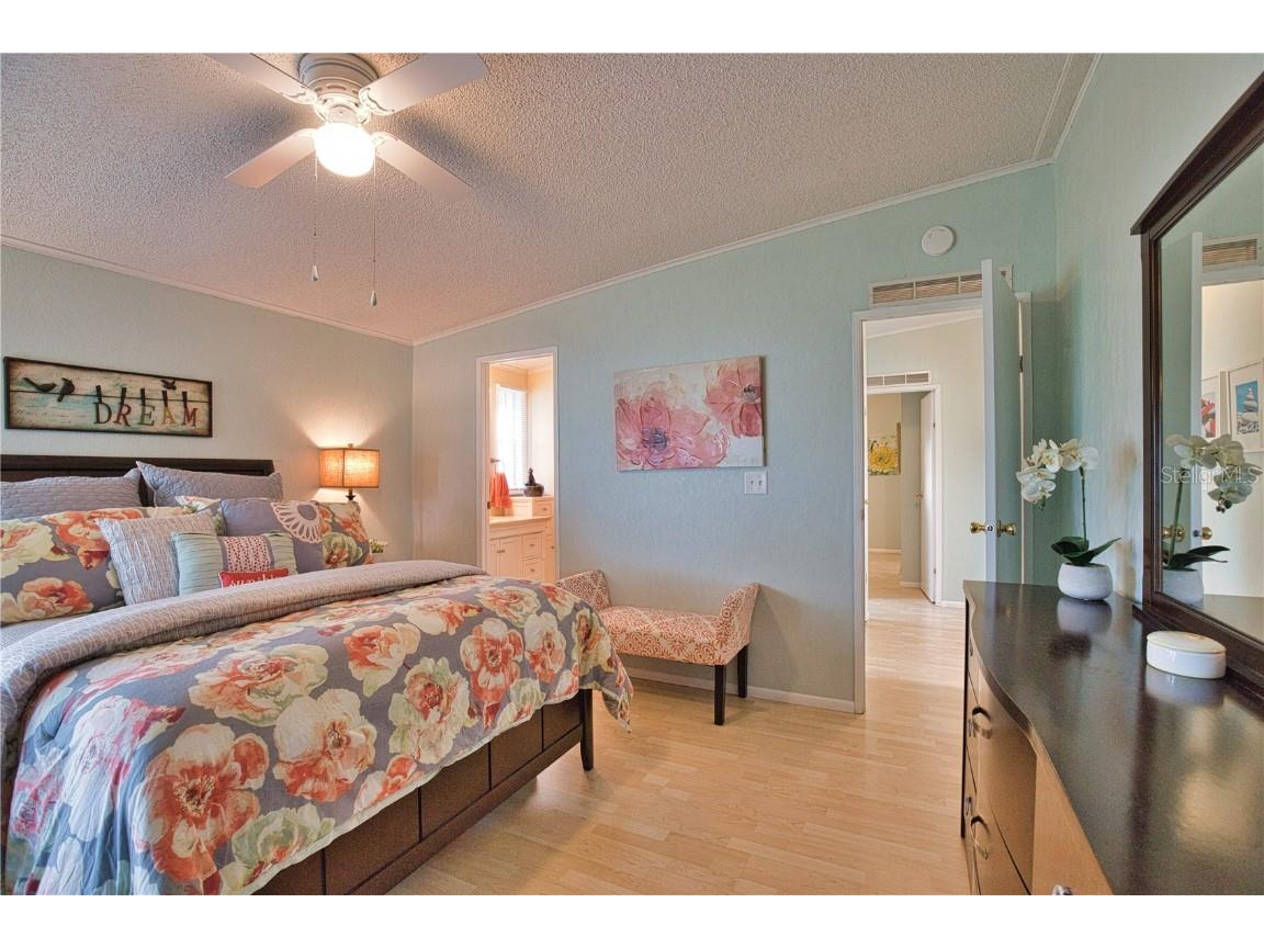 714 Del Luna Drive North Port FL 34287 TB8354342 image32