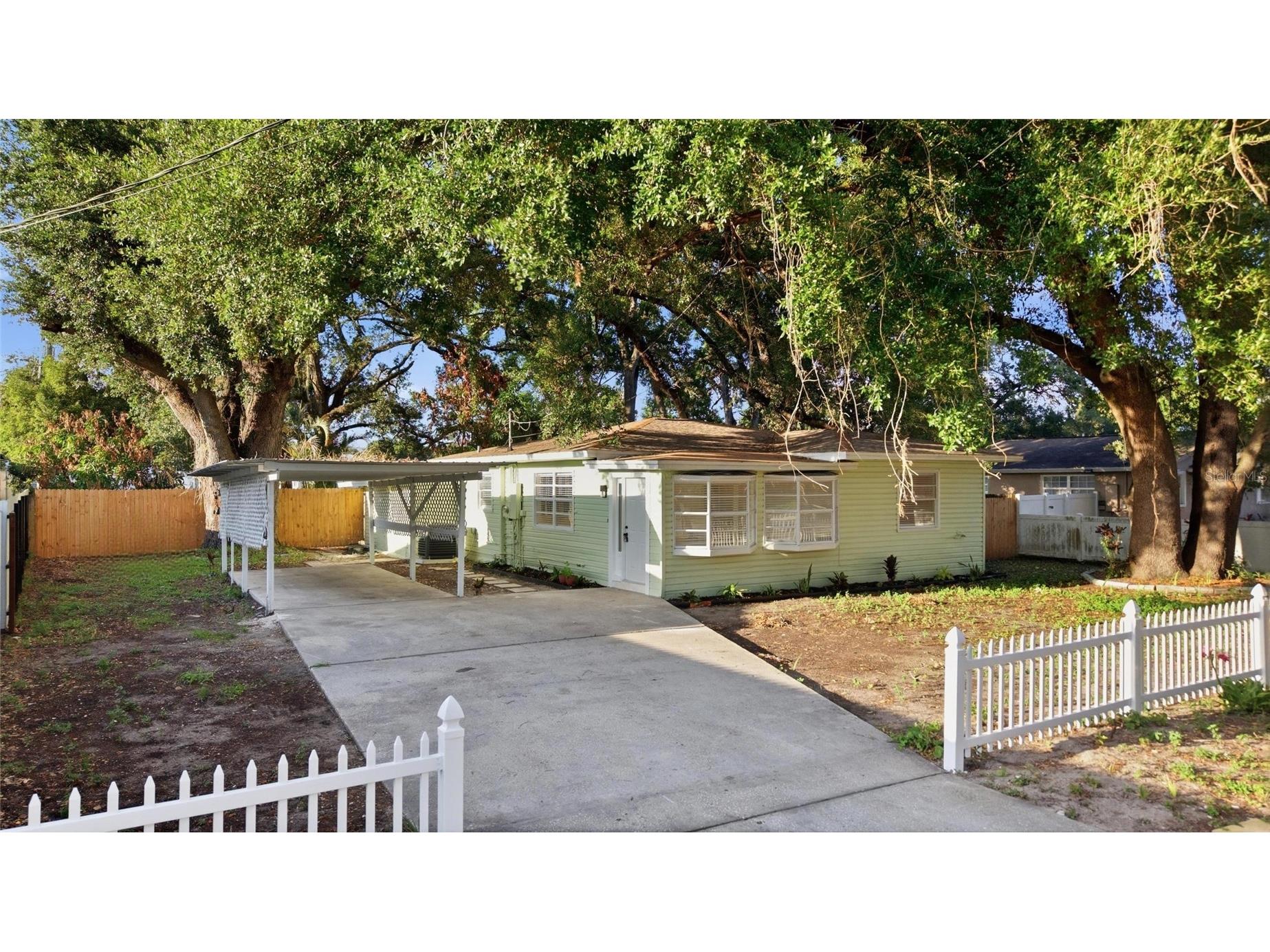 714 E 137th Avenue Tampa FL 33613 TB8506796 image1