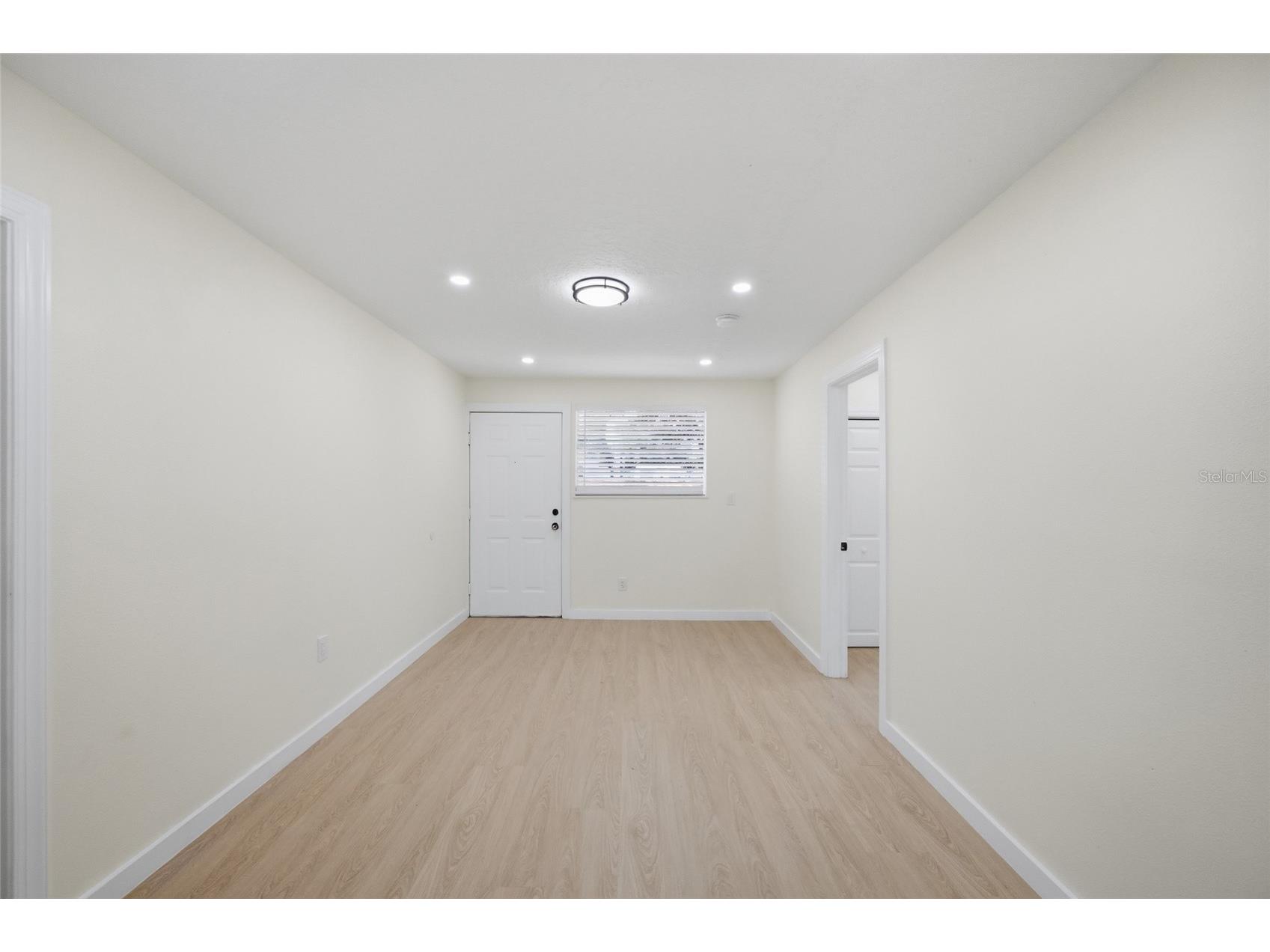714 E 137th Avenue Tampa FL 33613 TB8506796 image15