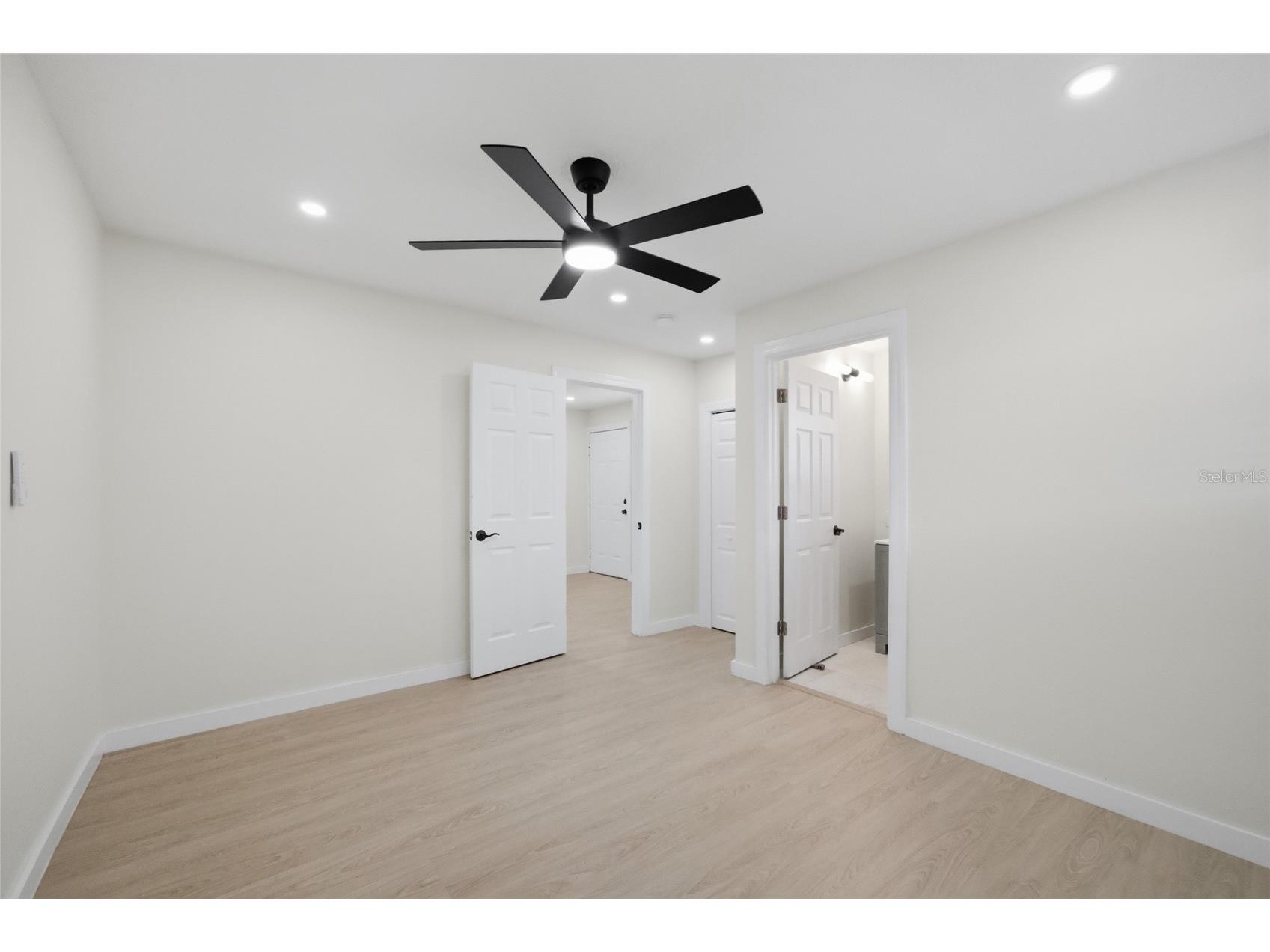 714 E 137th Avenue Tampa FL 33613 TB8506796 image18