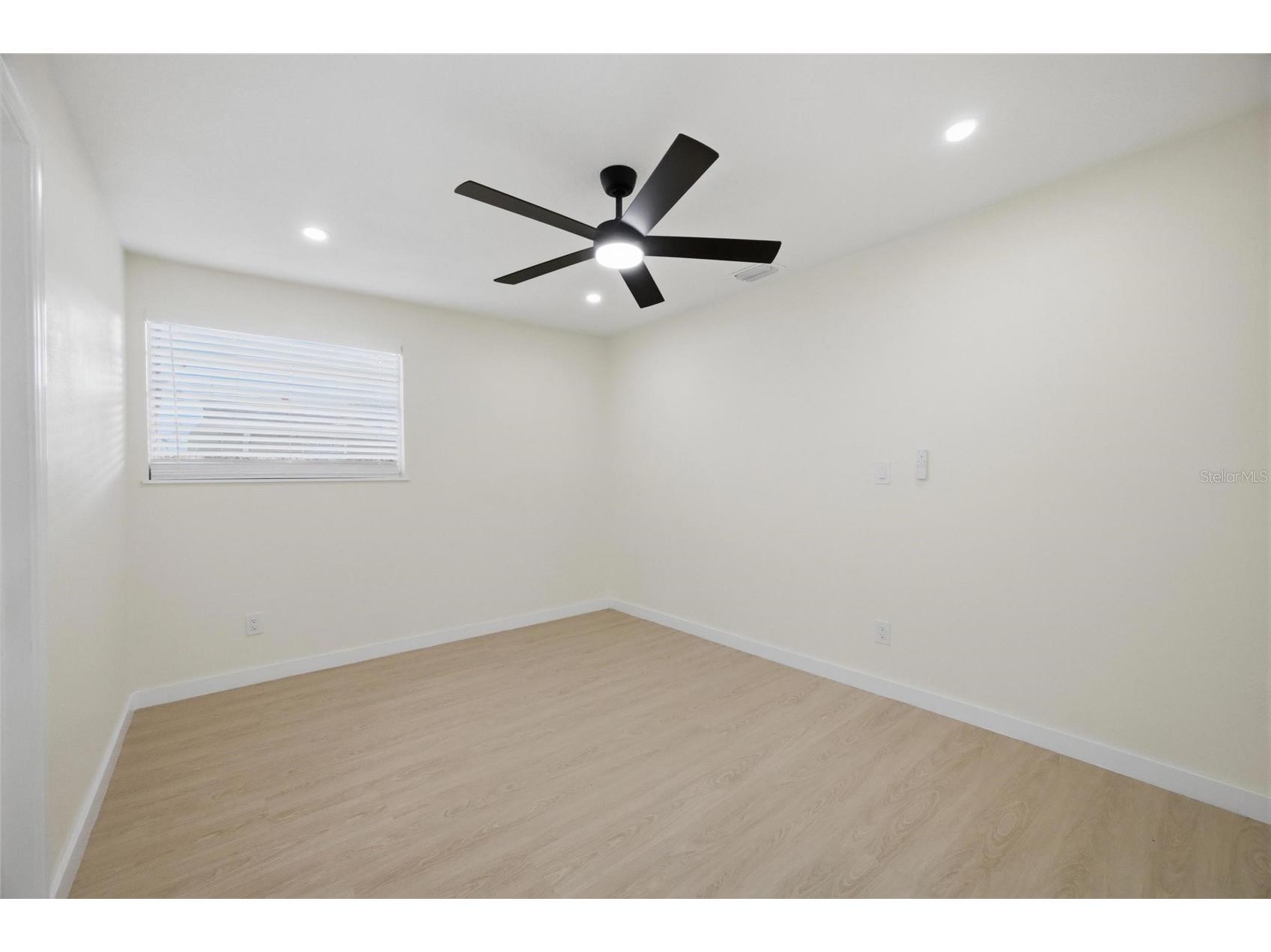 714 E 137th Avenue Tampa FL 33613 TB8506796 image19