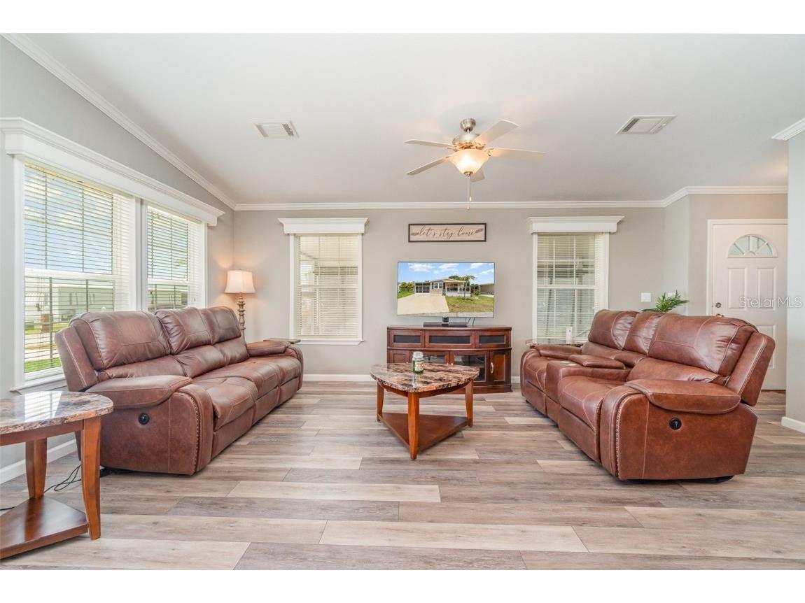 714 Fairmount Drive North Port FL 34287 C7508433 image2