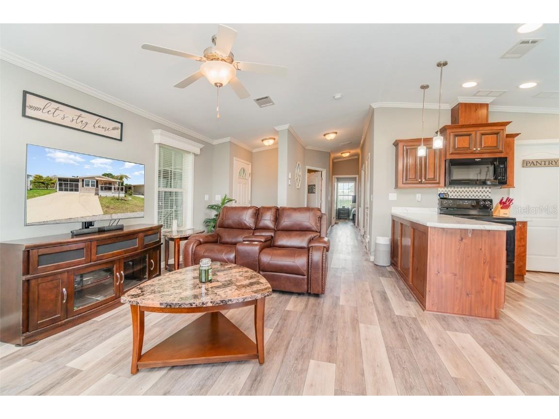 714 Fairmount Drive North Port FL 34287 C7508433 image4