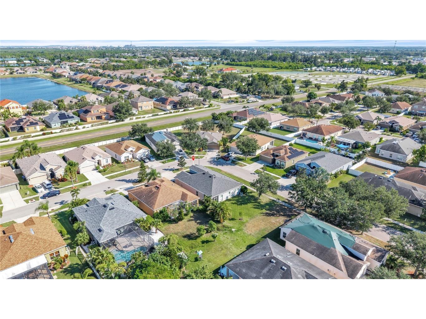 714 Griffen Heights Court Ruskin FL 33570 A4669941 image54